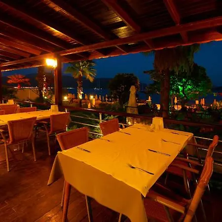 Hotel Luna Deluxe 5*